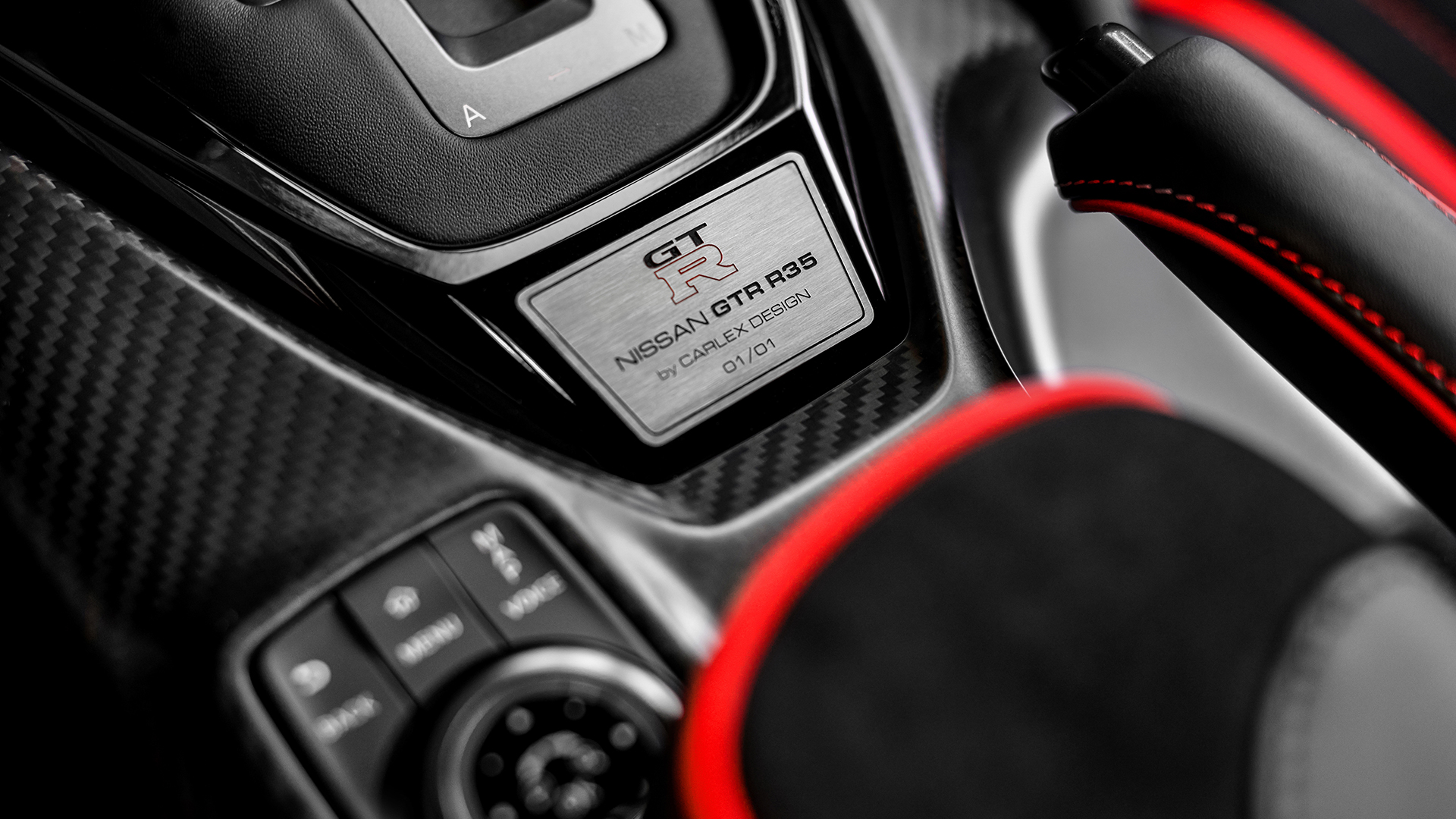 NISSAN-GTR-INTERIOR-09